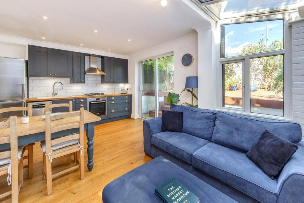 Charming Hampstead Retreat With Patio Apartman London Kültér fotó